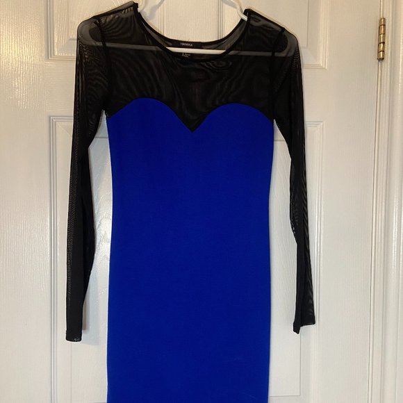 Formal long sleeve dress - Picture 1 of 2